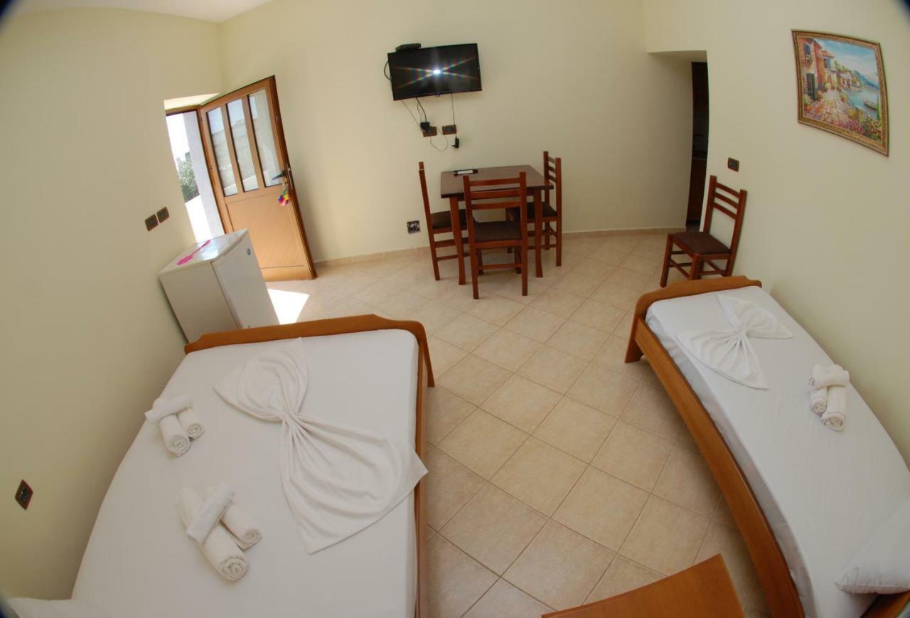 Rama Apartments Sarande Exterior photo